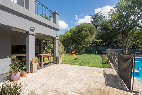 Imagen 18 de 30 de Venta · Casa En Barrio Ecológico De 242 M² Construidos, Jardín Y Pileta | Calles 460 Y 13c