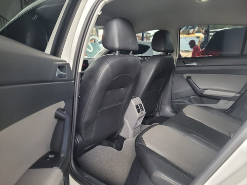 Volkswagen Virtus 1.0 Highline 200 Tsi Aut. 4p