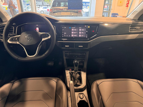 Volkswagen Nuevo Polo 1.0 HIGHLINE 170TSI