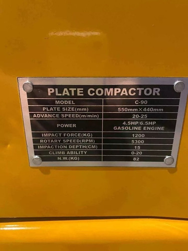 Placa Compactadora A Gasolina 6.5 Hp - 15kn - 90kgs