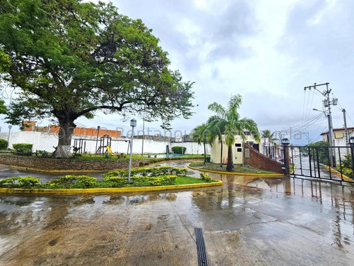 Casa En Venta Cabuadre Zona De La Mendera Codigo 2 4   6   2  8   Mildred Urbanismo Privado En La Zona De La Ribereña Que Le Confiere Un Plus A La Hora De Pensar En El Acceso A Diferentes Puntos 