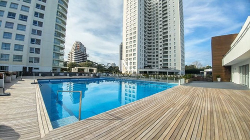 Ocean Drive Ii Piso Alto. Vende Alquila- Ref: 127