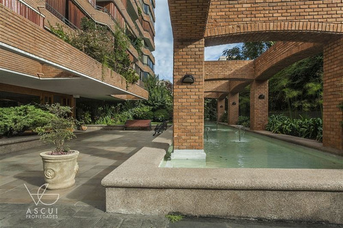 Departamento En Venta De 3 Dorm. En Las Condes