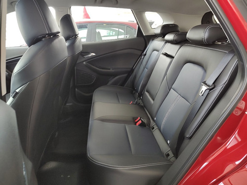 Imagen 12 de 19 de Chevrolet Tracker 1.2t Premier