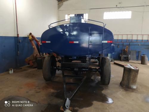 Carretinha Tanque