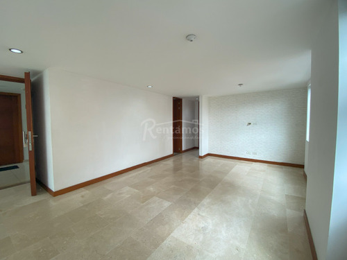 Apartamento En Arriendo En Santa Maria De Los Angeles. Cod A776166