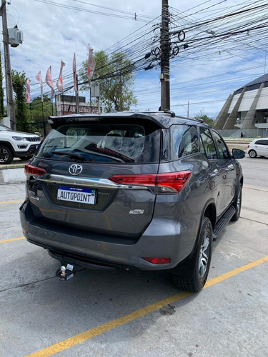 Toyota Sw4 2017 2.7 Sr 5l 4x2 Flex Aut. 5p