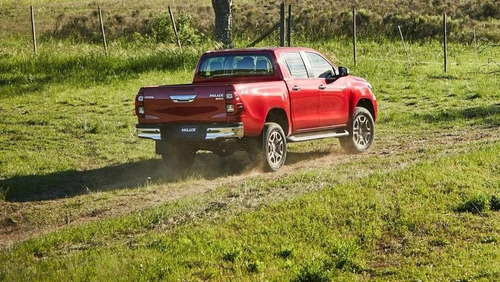 Imagem 3 de 4 de Hilux Srx Cd 4x4 2022 0km - São Paulo Motorsport