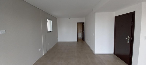 Imagen 5 de 9 de Oportunidad - Monoambiente 41mts2 Divisible Con Cochera