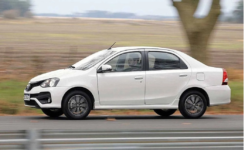 Imagen 11 de 15 de Toyota Etios 1.5 4p Xls Pack 4at 2023