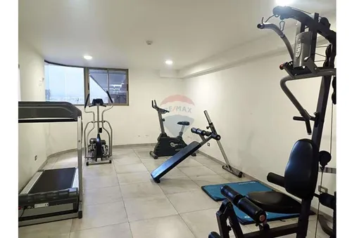Departamento En Venta / Estudio / Metro Ecuador