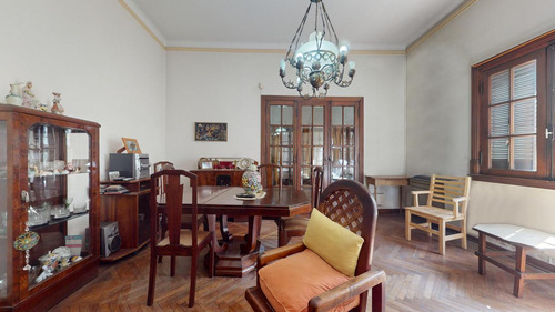 Casa En Venta En La Plata