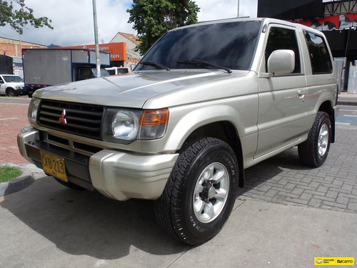 Mitsubishi Montero 2.4 V11 4x4 Mt