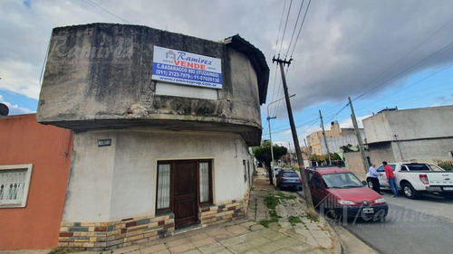 Imagen 3 de 23 de Casa 4 Ambientes En Venta - La Tablada, La Matanza