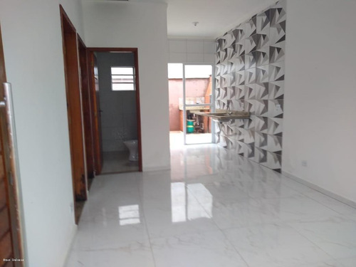 Imagem 4 de 11 de Casa Para Venda Em Itanhaém, Cibratel Ii, 2 Dormitórios, 1 Banheiro, 1 Vaga - It810_2-1219355