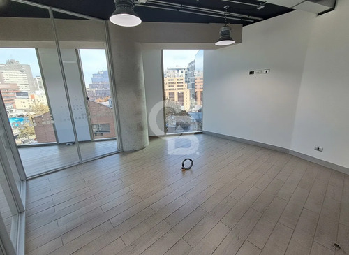 Bucarest - Providencia - Oficina 166 M²