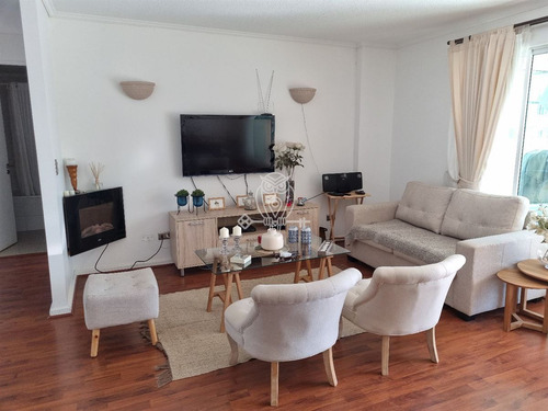 Departamento En Venta De 3 Dorm. En Santo Domingo