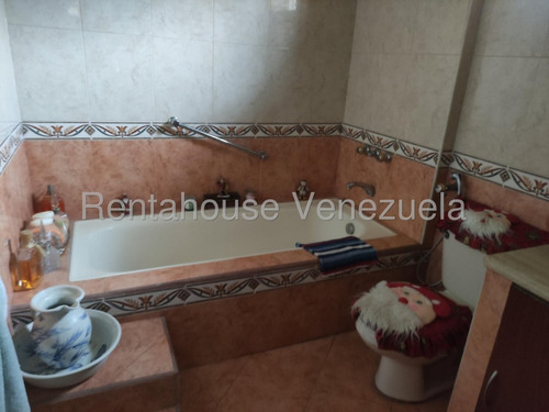 Bellísima Y Acogedora Casa En Venta Colinas De Carrizal, Altos Mirandinos 25-12196 Edf