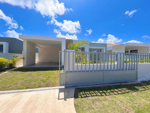 Vendo Casa En El Residencial Bávaro Punta Cana, República Dominicana