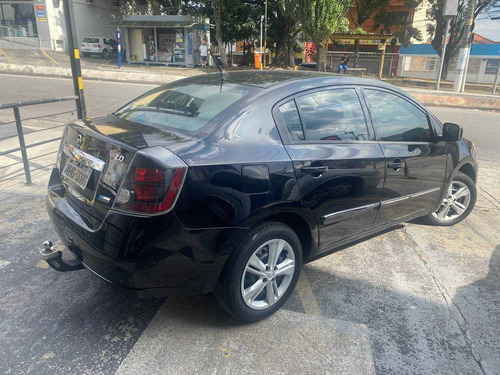 Imagem 3 de 8 de Nissan Sentra 2.0 16v Flex 4p Manual