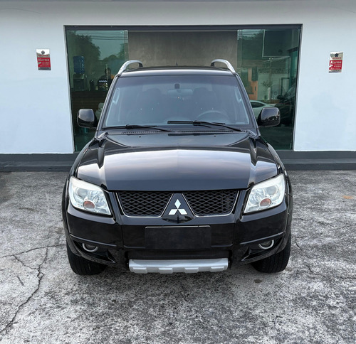 Mitsubishi Pajero TR4 2.0 4x2 Flex Aut. 5p