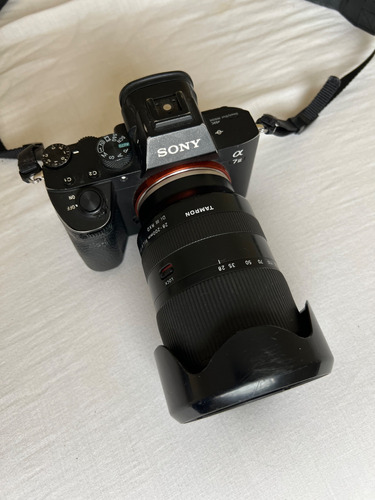 Camara Sony A7iii Full Frame + Lente Tamron 28-200