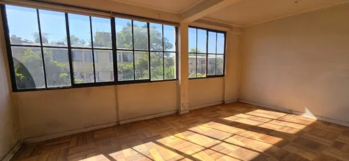 Depto Antiguo 3 Dorm, 2 Baños En Agustinas / Cumming