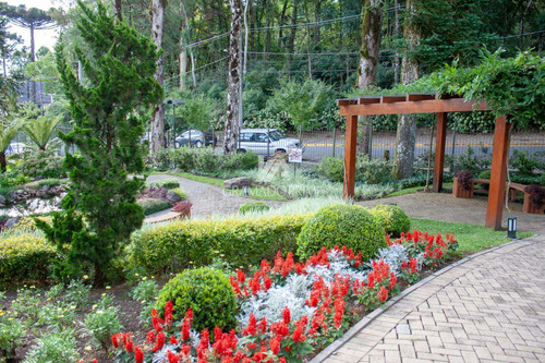 Imagem 27 de 28 de Excelente Cobertura Mobiliada No Centro/gramado! - 27524