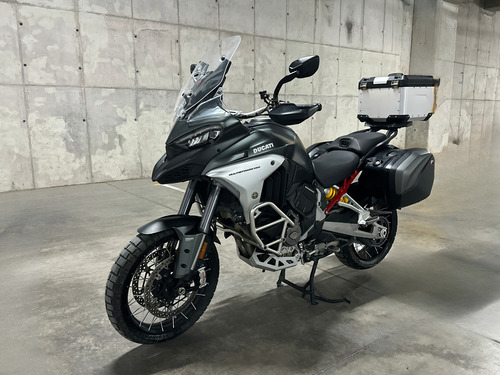 Ducati Multistrada V4 S 1200cc 14,000 Km Año:2022