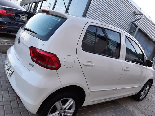 Imagen 2 de 8 de Volkswagen Fox 2016 1.6 Comfortline