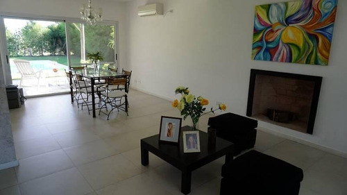 Imagen 3 de 18 de Venta Casa 3 Dormitorios Impecable En Los Sauces