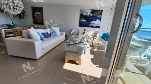 Imagen 8 de 20 de Apartamento De 3 Dormitorios En Playa Mansa, Edificio De Categoría - Punta Del Este Mansa