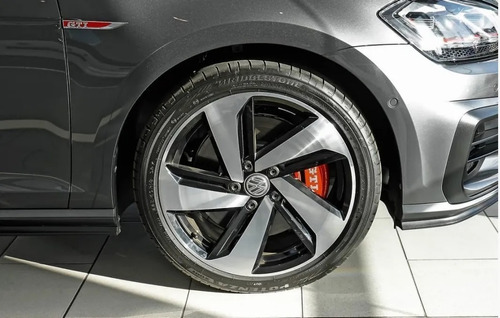 Golf Gti. Asesor Comercial Agustin Legone