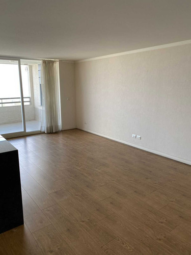 Luminoso Y Amplio Depto En Venta En Peñalolen (93198)