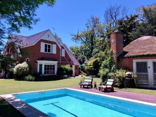 Alquiler En Paradas, Muy Buena Casa En El Mejor Punto De Punta Del Este.