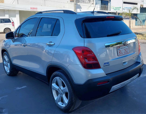 Imagen 4 de 11 de Chevrolet Tracker Automática