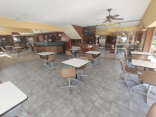Imagen 6 de 26 de Inmejorable Ubicación Importante Hotel En Venta Zona Centro De Gesell A Metros Del Mar Y Del Centro Comercial