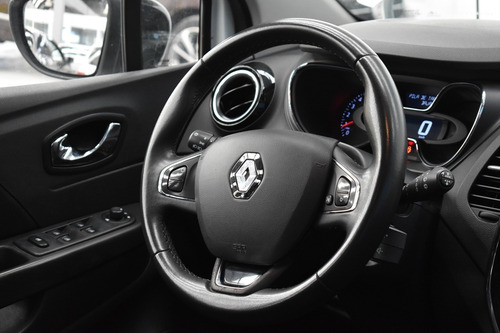 Imagen 14 de 15 de Renault Captur 2.0 Intens 2016 La Plata 881