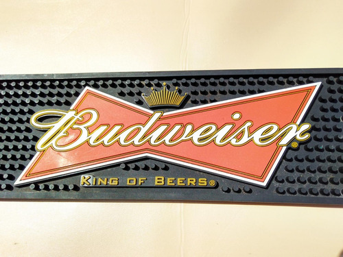 Imagen 2 de 8 de Publitanea: Publicidad Cerveza Budweiser Tipo Tapiz Suelo