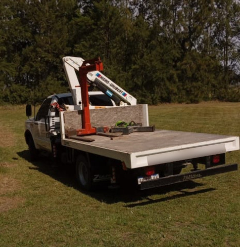 Imagen 2 de 6 de Ford F4000