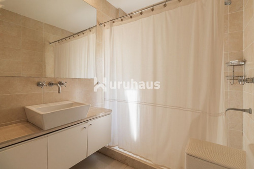 Imagen 19 de 26 de Torre O - Penthouse Con Parrillero Y Jacuzzi - Playa Brava