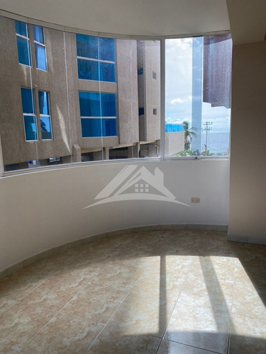 Imagen 3 de 10 de Amplio Apartamento