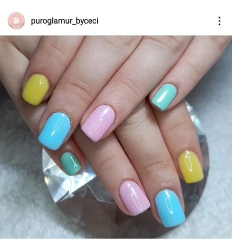 Imagen 5 de 5 de Uñas Esculpidas En Acrílico Y Gel