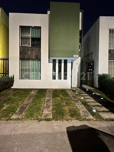 Casa En Renta En Residencial Benevento, Leon Guanajuato