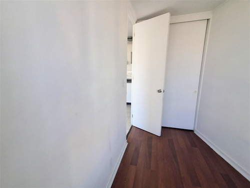 Departamento En Venta De 2 Dorm. En Santiago