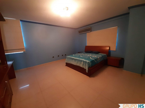 Imagen 12 de 16 de Townhouse En La Urb. Andres Bello, Maracay, Aragua
