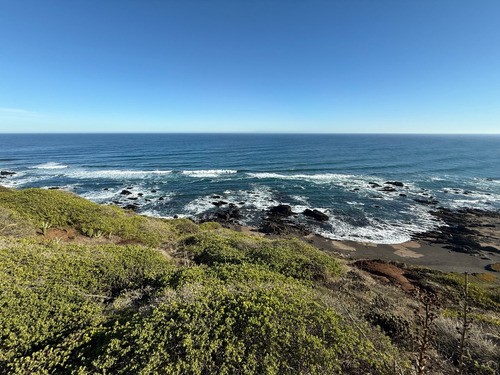 Sitio Primera Linea Frente Al Mar, Boyeruca, Con Playa
