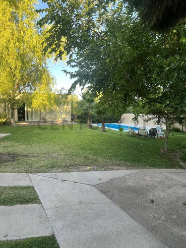 Excelente Casa En Venta En Vistalba, A Tres Cuadras De La Panamericana, Luján De Cuyo, Mendoza