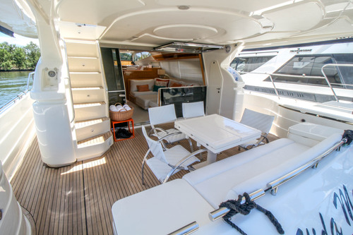 Ferretti 70 - Fly 02x Man 1550hp - 04 Suites