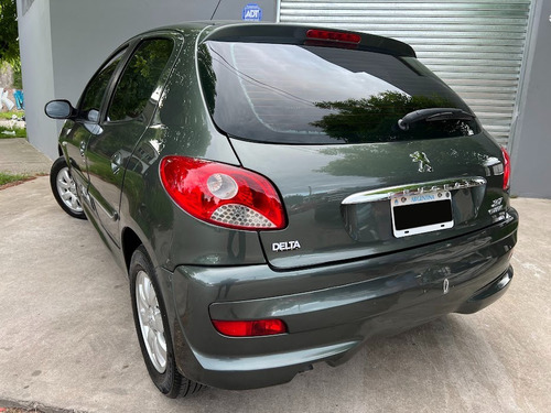Imagen 22 de 25 de Peugeot 207 1.4 Hdi Allure 2012 / 5 Puertas / 1º Dueño